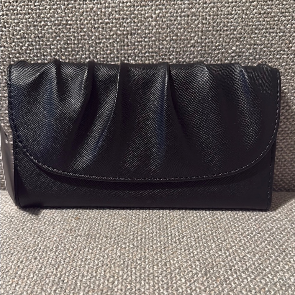 Kenneth Cole Black Zip‑Around Wallet • NWT • Large • Fits Phone